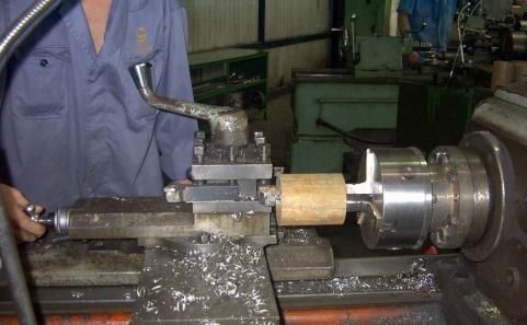 切削參數(shù)對薄壁件車削殘余應力的影響