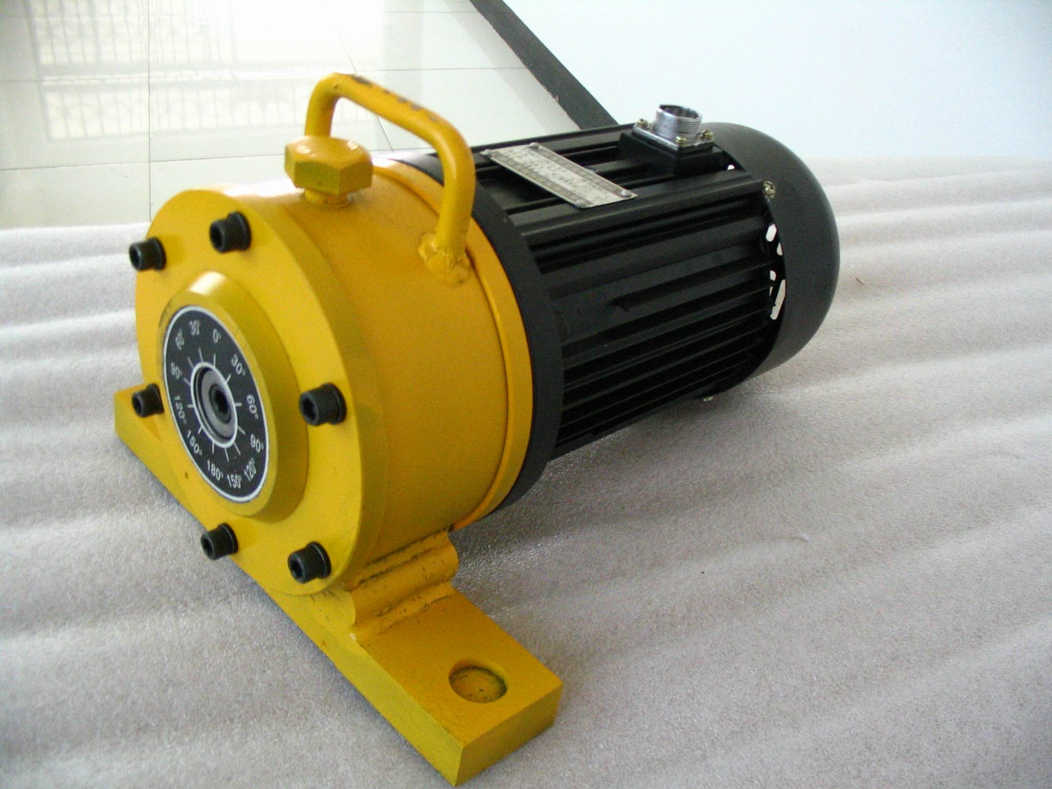 振動時效設(shè)備組件激振器選擇技術(shù)要求