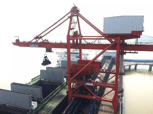 橋式抓斗卸船機結(jié)構(gòu)動應(yīng)力測試研究