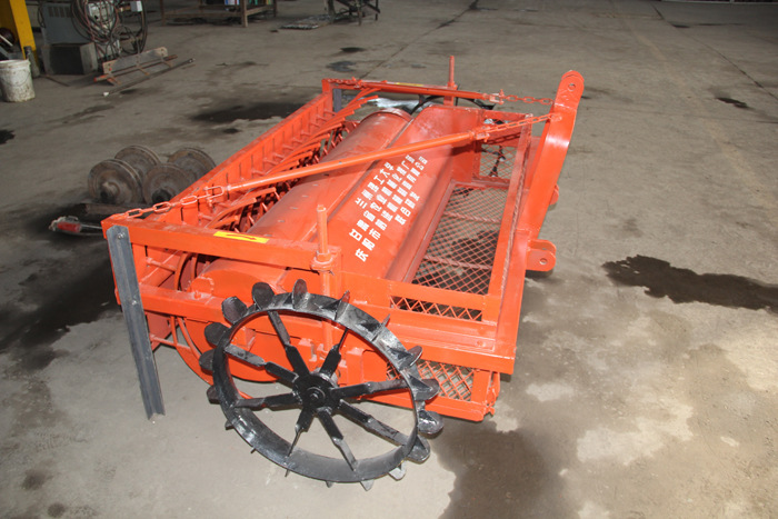 殘膜清理輥筒凸輪軸靜、動態(tài)應(yīng)變測試研究